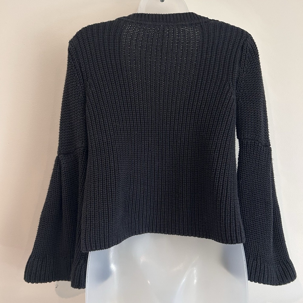 Free People Black Knit Sweater Sz XS Flare Sleeve Gothic Dark Romantic V Neck - Picture 3 of 11